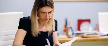 Ministrul Mediului anunţă că în ordonanţa pe care o va propune pentru a limita comerţul cu maşini second hand se vor introduce limitări: una sau două autovehicule pe persoană, aduse din alte state