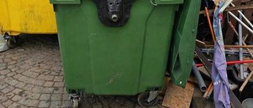 Știri de azi | Restaurant din Herăstrău, amendat pentru a treia oară, din cauza depozitării necorespunzătoare a deşeurilor/ Poliţia Locală: Practic, curtea fusese transformată într-o magazie în aer liber – FOTO - Știri de azi | 