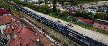 Ministrul interimar al Transporturilor, întrebat de ce nu circulă trenurile PESA: Trenuri noi care să fie decolorate de soare în triajul Gării Obor nu este ceva ce eu accept / Caut metode să le dăm drumul / 21 de rame, în Gara Obor – FOTO