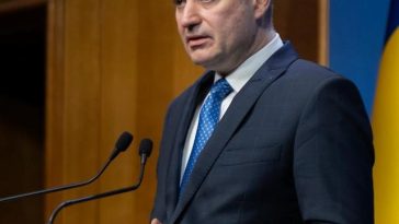 Ministerul Finanţelor anunţă că România reduce deficitul bugetar ESA la 7,9% din PIB în 2025, fiind cea mai amplă corecţie fiscală din Uniunea Europeană, peste aşteptările iniţiale ale pieţelor şi instituţiilor internaţionale