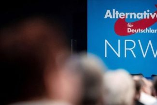 Extrema dreaptă câştigă popularitate în Germania, în timp ce cancelarul Friedrich Merz pierde teren