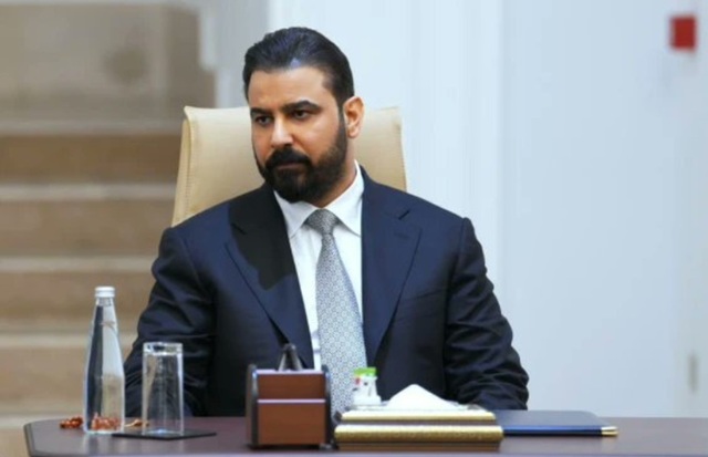 Noul preşedinte irakian Nizar Amedi îl desemnează nou premier pe un om de afaceri, Ali al-Zaidi, după retragerea lui Nuri al-Maliki, în urma unor presiuni ale SUA