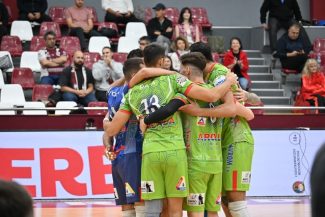 Volei masculin: Arcada Galaţi, a doua finalistă a Diviziei A; adversară: campioana Dinamo Bucureşti