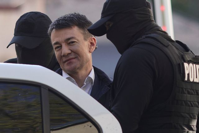 Fostul director al Serviciului de Informaţii şi Securitate din R. Moldova Alexandru Bălan va fi predat vineri autorităţilor din R. Moldova – oficial/ El a fost condamnat pentru tentativă de trădare prin transmitere de informaţii secrete de stat – FOTO