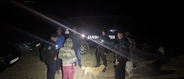 Bacău: Bărbat care plecase să îşi caute animalele şi care s-a întâlnit cu un urs, ajutat de jandarmi