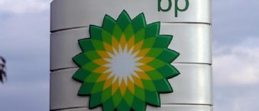 Profitul BP s-a dublat şi a depăşit aşteptările în T1, pe fondul creşterii preţurilor petrolului, cauzată de conflictul cu Iranul