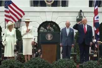 Regele Charles a fost primit cu fast la Casa Albă, iar Donald Trump laudă „relaţia specială” dintre Statele Unite şi Regatul Unit – VIDEO