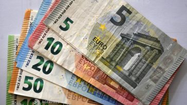 BTA: Apartenența la zona euro face Bulgaria o destinație mai atractivă și sigură pentru investitori, spune ministrul Finanțelor