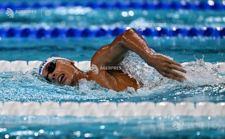 Înot: David Popovici, campion național cu ștafeta de 4×100 m liber a CS Dinamo