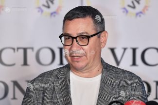 Ponta: Șanse mari ca moțiunea de cenzură să treacă; Dacă va rămâne aceeași coaliție fără Bolojan, e o greșeală