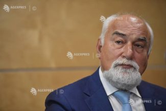 Președintele Uniunii Scriitorilor respinge afirmațiile Asociației Editorilor referitoare la colectarea timbrului literar