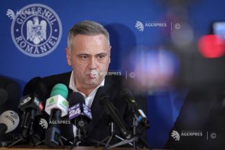 Barbu: Mi-am înaintat demisia din funcția de ministru al Agriculturii; până când devine efectivă, voi asigura funcționarea ministerului