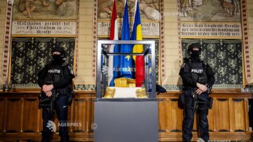 Țările de Jos/ Începe procesul în cazul furtului Coifului de la Coțofenești și a brățărilor de aur