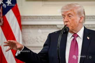 Trump ordonă atacarea oricărei ambarcațiuni, oricât de mică, dacă e suspectată că ar putea mina Strâmtoarea Ormuz