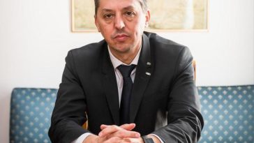 Daniel David: Şcoala mentor – o soluţie ignorată pentru inechităţile din educaţie