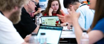 Bursa de Spectacole de la Sibiu – Tinerii artişti au şansa să-şi prezinte creaţiile în faţa profesioniştilor şi a invitaţilor internaţionali