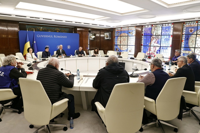 Dragoş Pîslaru: Veniturile aflate în plată în sistemul public nu vor fi diminuate prin aplicarea noii legi a salarizării/ Ce subiecte au mai fost discutate la întlnirea de la Guvern cu reprezentanţii sindicatelor