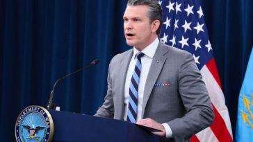 Hegseth îi critică din nou pe europeni, la Arlingotn, pentru că nu se implică în Războiul din Iran şi profită de protecţia SUA. ”E mai mult lupta lor decât a noastră”, ”să treacă la treabă”