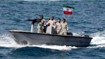 Iranul, după două luni de război: Gărzile Revoluţiei preiau puterea, diminuând rolul liderului suprem