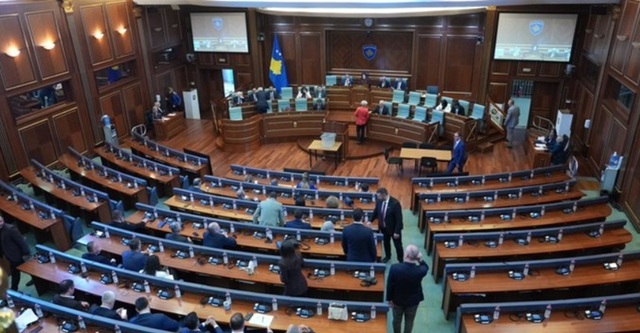Parlamentul kosovar eşuează să aleagă un nou şef de stat şi deschide calea al treilea rând de alegeri legislative în mai puţin de un an