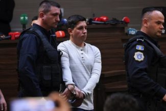 Doi sârbi condamnaţi pe viaţă şi unul la 20 de ani de închisoare în Kosovo, găsiţi vinovaţi de tentativă de ”secesiune” şi alipire la Serbia şi de ”act terorist” în atacul de la Banjska din 2023. Majoritatea celor 45 de membri ai comandoului, fugari în Se