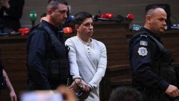 Doi sârbi condamnaţi pe viaţă şi unul la 20 de ani de închisoare în Kosovo, găsiţi vinovaţi de tentativă de ”secesiune” şi alipire la Serbia şi de ”act terorist” în atacul de la Banjska din 2023. Majoritatea celor 45 de membri ai comandoului, fugari în Se