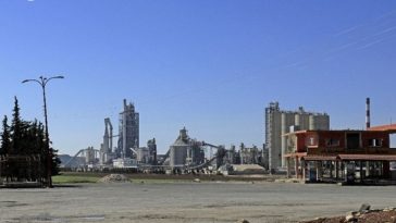 Lafarge şi ceilalţi opt condamnaţi fac apel împotriva condamnării cu privire la finanţarea terorismului în Siria