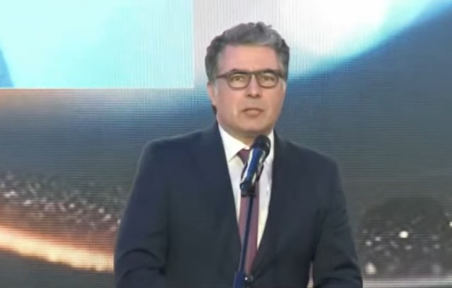 Gala News.ro – Echipa emisiunii ”România, te iubesc”, premiată / Cristian Leonte: Suntem norocoşi să facem parte dintr-o echipă senzaţională care ne-a crescut şi pe care am crescut-o la rândul nostru