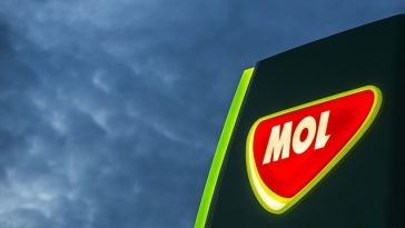 MOL continuă negocierile pentru preluarea participaţiei ruseşti la compania sârbă NIS
