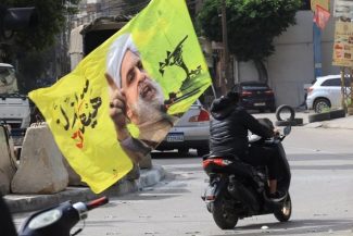 Hezbollahul refuză ”categoric” orice negocieri directe ale Libanului cu Israelul, reiterează liderul Hazbollah Naim Qassem. El respinge o ”greşeală periculoasă care riscă să antreneze” Libanul ”într-un ciclu al instabilităţii”