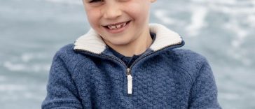 Familia regală britanică a publicat o fotografie care marchează ziua de naştere a prinţului Louis