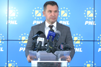 Ionuţ Stroe (PNL): E momentul unei reveniri rapide la aceeaşi masă a partidelor pro-occidentale / Sub nicio formă nu ne putem permite un guvern în care extremismul intră pe uşă, fie direct, fie prin susţinere