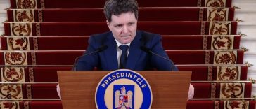 Preşedintele Nicuşor Dan spune că va semna demisiile miniştrilor PSD şi interimatele înainte de a ajunge în ţară, de la Summitul din Cipru