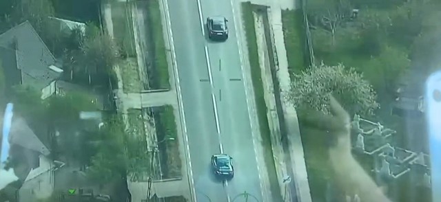 Cluj: Amenzi de mii de lei unor şoferi filmaţi din aer, în timp dulce conduceau agresiv. Unul dintre ei a făcut patru depăşiri în patru minute