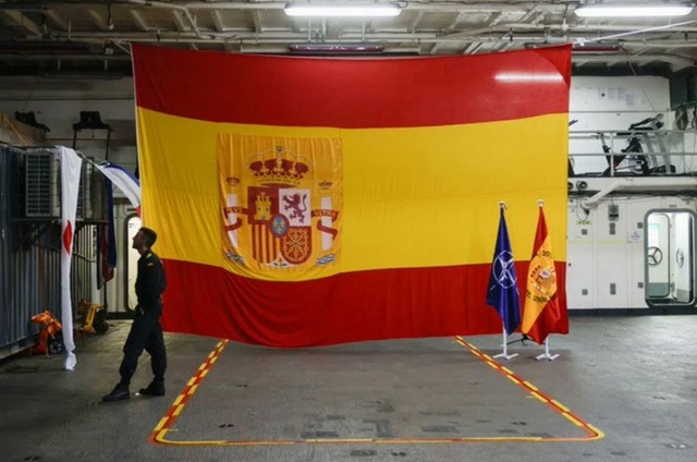 Pentagonul evocă suspendarea Spaniei din NATO într-o notă internă. Sanchez respinge, la un summit în Cipru această eventualitate. ”Nu lucrăm pe bază de e-mailuri, lucrăm pe bază de documente oficiale”