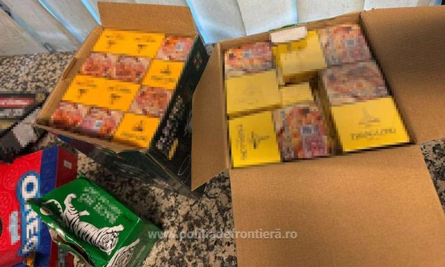 Sute de pachete de ţigări şi tutun vrac, găsite în cutii de dulciuri şi electronice în bagajele unui cetăţean vietnamez, pe Aeroportul Otopeni