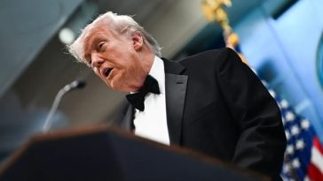 Poliţia examinează documente lăsate în cameră de suspectul în atacul de la Washington. Trump evocă un ”manifest anticreştin”