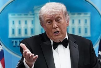 Focurile de armă de la Hilton sunt dovada că sala sa de bal este necesară, îşi susţine Trump proiectul construcţiei sălii  de bal de la Casa Albă