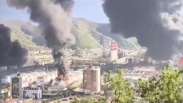 Putin acuză Ucraina că şi-a intensificat atacurile asupra ţintelor civile din Rusia, după al treilea atac din această lună asupra rafinăriei din Tuapse de la Marea Neagră – VIDEO