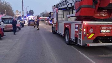 Harghita: Un incendiu a cuprins două case şi o mie de metri de teren acoperit cu vegetaţie uscată