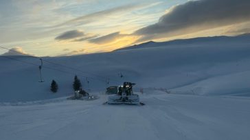 Pârtiile din Sinaia sunt în continuare amenajate şi deschise