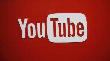 YouTube testează o funcţie de căutare bazată pe AI