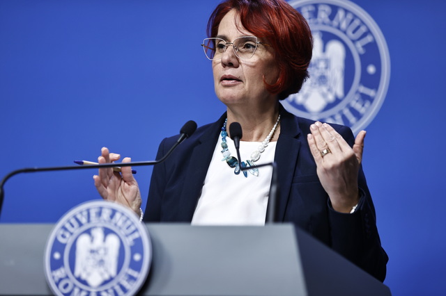 Proiectul de lege privind interzicerea cumulului pensie-salariu în sectorul bugetar va fi adoptat joi