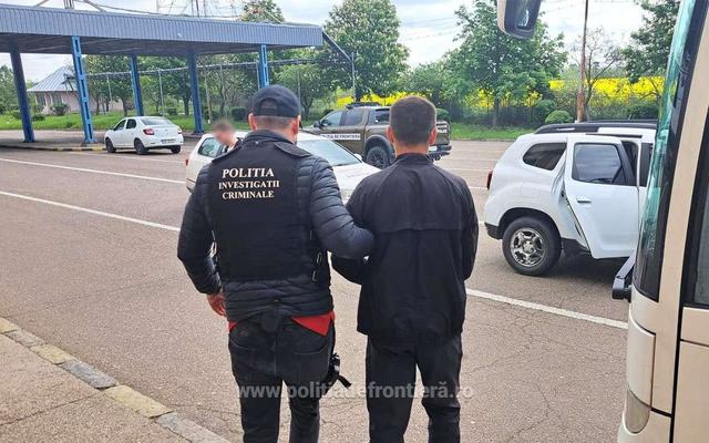 Un cetăţean româno-moldovean condamnat în Belgia pentru furtul unor produse cosmetice în valoare de peste trei milioane de euro a fost prins de poliţiştii de frontieră de la Albiţa