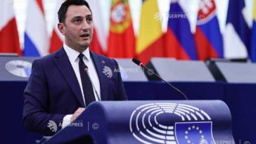 Comisarul european Glenn Micallef: Trebuie să fie mai ușor să raportezi, decât să hărțuiești oameni online