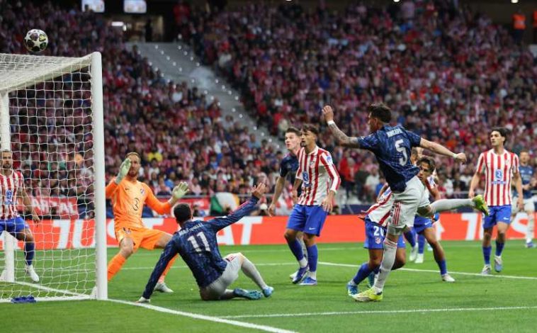 VIDEO Fotbal: Atletico Madrid și Arsenal au remizat (1-1), în semifinalele Ligii Campionilor