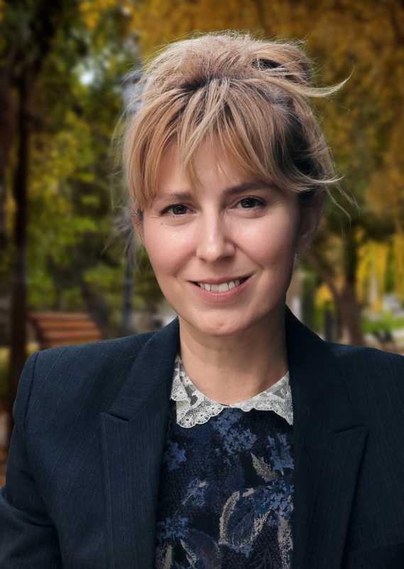 AUTORI CONTEMPORANI/Cecilia Ștefănescu: Un autor are nevoie de libertate