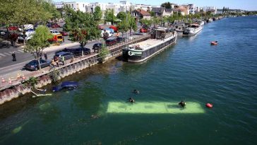 Franța/Un autobuz a căzut în Sena, lângă Paris: Toate cele patru persoane la bord, salvate