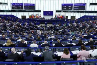 Parlamentul European cere măsuri mai dure împotriva hărțuirii cibernetice în UE
