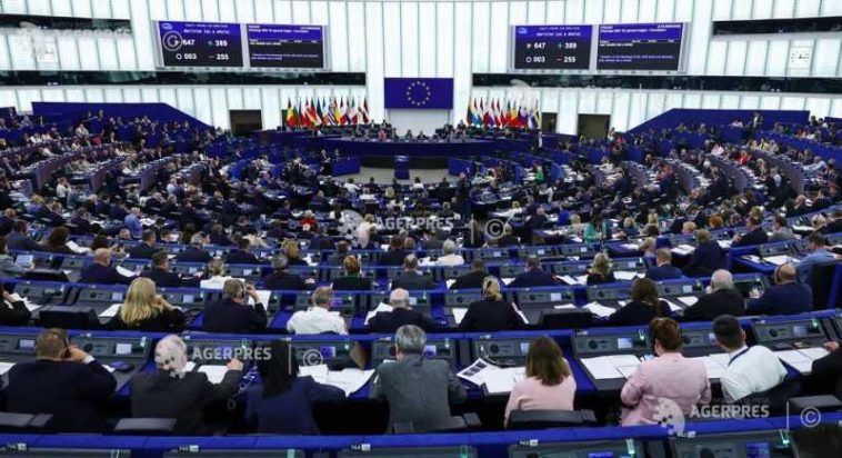 Parlamentul European cere măsuri mai dure împotriva hărțuirii cibernetice în UE